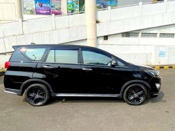 Mobil Toyota Venturer 2017 dijual, DKI Jakarta 7