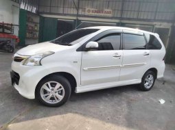 Mobil Toyota Avanza 2015 Veloz terbaik di Kalimantan Tengah 6