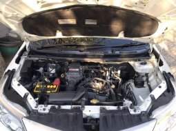 Mobil Toyota Avanza 2017 E dijual, Jawa Timur 11