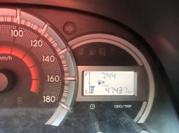 Mobil Toyota Avanza 2017 E dijual, Jawa Timur 10