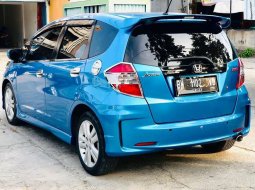 Mobil Honda Jazz 2012 RS terbaik di Riau 4