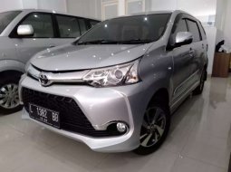 Mobil Toyota Avanza 2015 Veloz terbaik di Jawa Timur 6