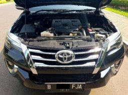 Dijual mobil bekas Toyota Fortuner VRZ, Jawa Barat  5