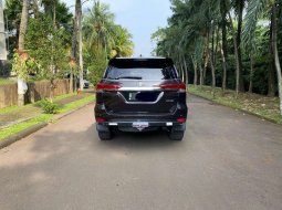 Jual Toyota Fortuner VRZ 2017 harga murah di Jawa Barat 3