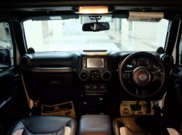 Mobil Jeep Wrangler 2013 dijual, DKI Jakarta 7