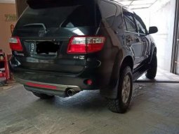 Banten, jual mobil Toyota Fortuner 2011 dengan harga terjangkau 3