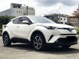 Mobil Toyota C-HR 2019 terbaik di DKI Jakarta 2