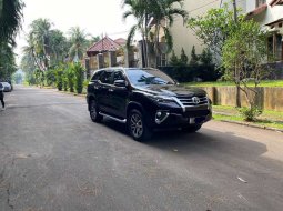 Jual Toyota Fortuner VRZ 2017 harga murah di Jawa Barat 2