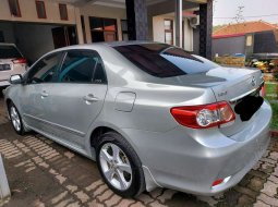 Mobil Toyota Corolla Altis 2011 G terbaik di Jawa Barat 3