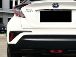 Mobil Toyota C-HR 2019 terbaik di DKI Jakarta 11