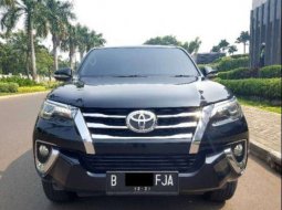 Dijual mobil bekas Toyota Fortuner VRZ, Jawa Barat  1