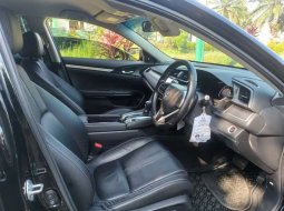 Jual cepat Honda Civic ES Prestige 2017 di Banten 14