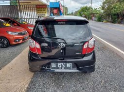 Kalimantan Selatan, Toyota Agya 2015 kondisi terawat 5