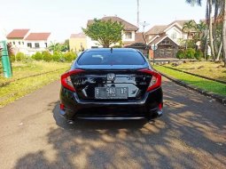 Jual cepat Honda Civic ES Prestige 2017 di Banten 9
