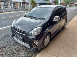 Kalimantan Selatan, Toyota Agya 2015 kondisi terawat 2