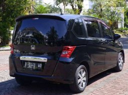 Jual mobil bekas murah Honda Freed PSD 2009 di Jawa Tengah 3
