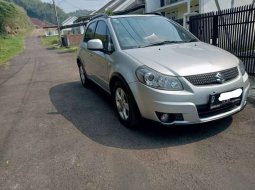 Dijual mobil bekas Suzuki SX4 , Jawa Barat  4