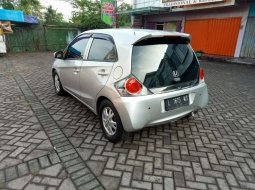 Mobil Honda Brio 2012 E dijual, Jawa Timur 3