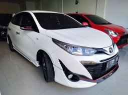 Jual mobil bekas murah Toyota Yaris S 2019 di Jawa Timur 6