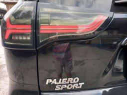 Jual cepat Mitsubishi Pajero Sport Exceed 2010 di Sumatra Utara 8