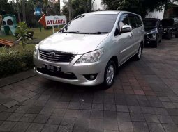 Mobil Toyota Kijang Innova 2012 G terbaik di Jawa Tengah 2