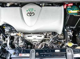 Toyota Sienta V 2016 Hitam 2