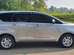 Toyota Kijang Innova 2016 Jawa Barat dijual dengan harga termurah 4