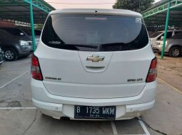 Mobil Chevrolet Spin 2013 LTZ terbaik di Jawa Tengah 6