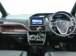 Toyota Voxy CVT 2018 Putih Bekas Berkualitas 4