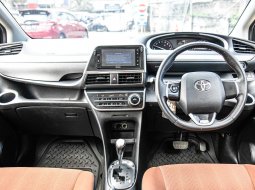 Toyota Sienta V 2016 MPV 2