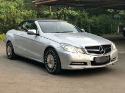 Mercedes-Benz E-Class 250 2013 Silver 2