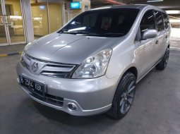 Mobil Nissan Grand Livina 2012 XV terbaik di Jawa Barat 19