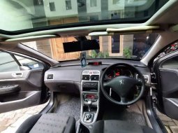 Jawa Barat, Peugeot 307 SW 2003 kondisi terawat 13