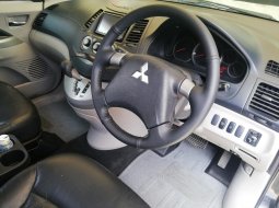 Mitsubishi Grandis GT 5