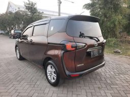 Jual mobil bekas murah Toyota Sienta G 2017 di Jawa Tengah 2