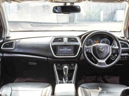 DP 26JT #SehatMerdeka #MOBIL88 Suzuki SX4 S-CROSS AT / AUTOMATIC 2017 #KARREN 7