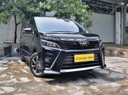 Toyota Voxy CVT 2018 Wagon 3