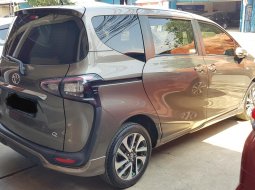 Toyota Sienta Q A/T ( Matic ) 2017 Bronze Siap Pakai Good Condition 1