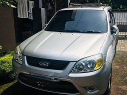 Jual cepat Ford Escape Limited 2010 di DKI Jakarta 8