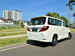 Mobil Toyota Alphard 2012 G terbaik di Jawa Timur 18