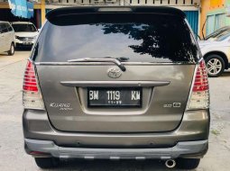 Jual cepat Toyota Kijang Innova G 2008 di Riau 3