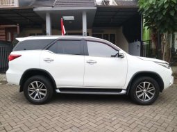 Jawa Timur, Toyota Fortuner VRZ 2016 kondisi terawat 3