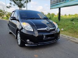 Toyota Yaris S Limited A/T 2011, Istimewa 1