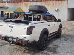 Mitsubishi  Triton Double Cabin Dsl 2.5 Exceed Athlete 4x4 A/T 2018 9