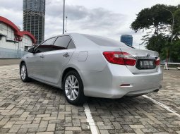 TOYOTA CAMRY V AT SILVER 2013 5