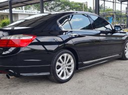 Honda Accord 2.4 VTi-L 2013 Black On Beige Low KM Tgn1 TDP 40Jt 11