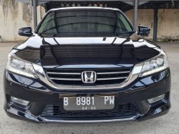 Honda Accord 2.4 VTi-L 2013 Black On Beige Low KM Tgn1 TDP 40Jt 4