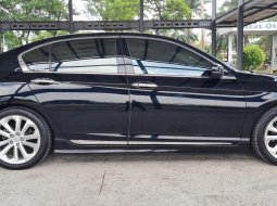 Honda Accord 2.4 VTi-L 2013 Black On Beige Low KM Tgn1 TDP 40Jt 10