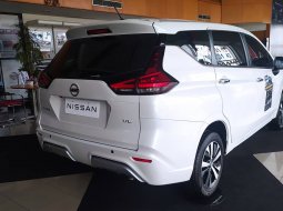 Promo Nissan Livina murah Bali 6