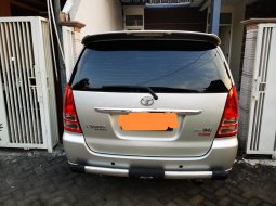 Jual innova 2.7 V matic 6